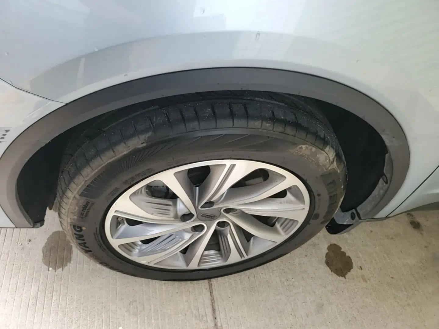 Geely Auto Jiajie New Energy 2021 ePro 1.5TD PHEV Deluxe Model — миниатюра 8