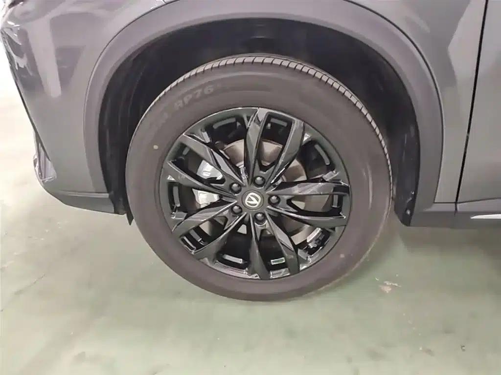 Changan X5 PLUS 2025 1.5T DCT High-Performance Edition — миниатюра 23