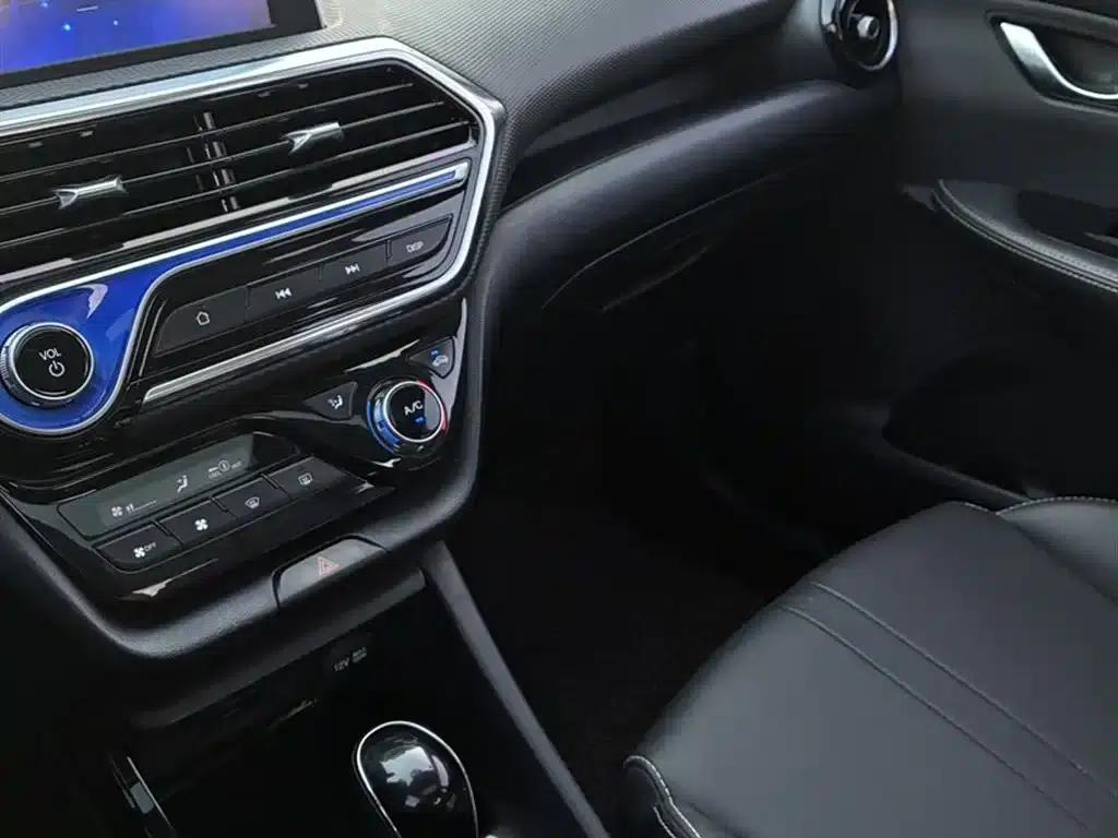 Yuexiang 2018 1.5L DCT Premium Edition (National V Emission Standard) — миниатюра 9