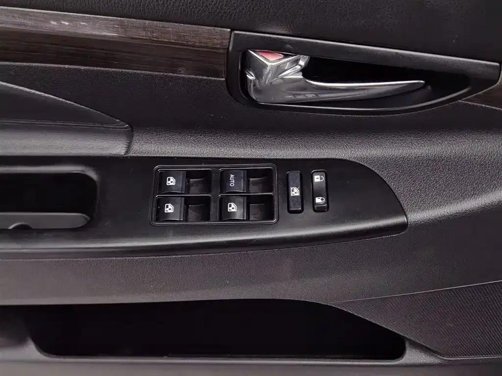 Ruicheng 2014 1.8T Automatic Premium Anniversary Edition (National V Emission Standard) — миниатюра 9