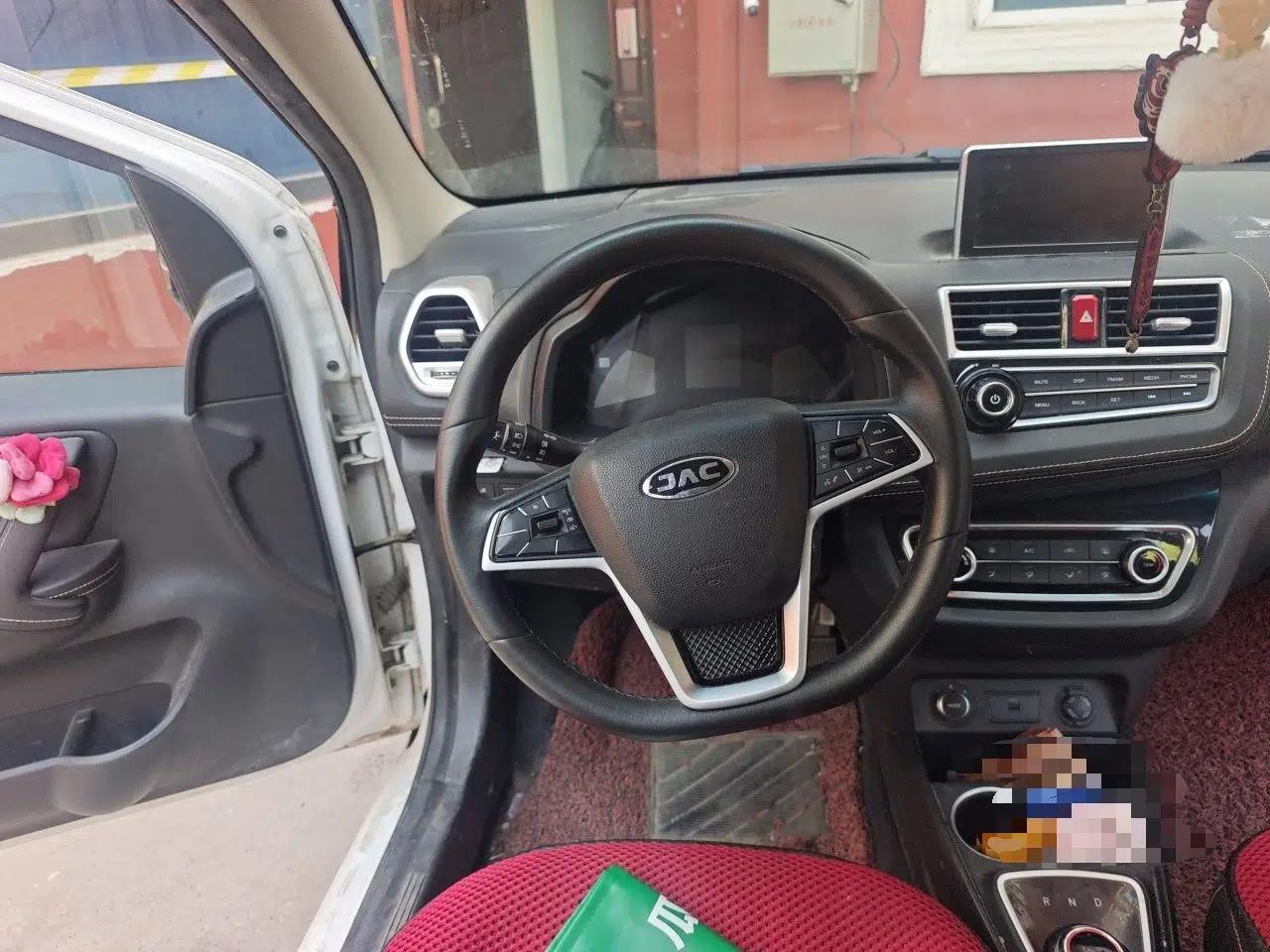 JAC Group iEV6E 2019 Sports Edition iEV6E Deluxe Smart Version with Premium Features — миниатюра 11