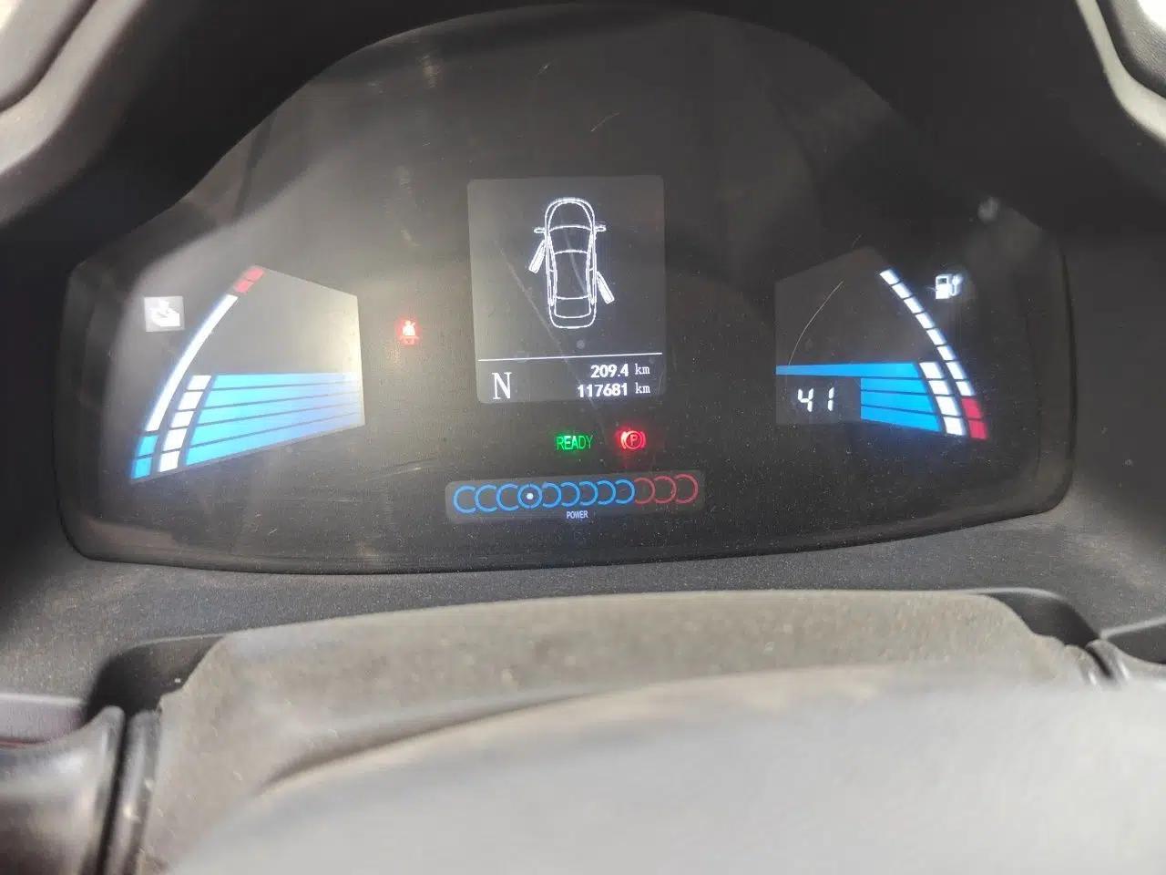 JAC Group iEV6E 2019 Upgraded Model iEV6E Luxury Smart Version — миниатюра 13