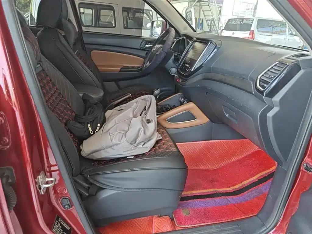 Changan Oushang CX70 2017 Facelift CX70T 1.5T Manual Luxury Edition — миниатюра 25