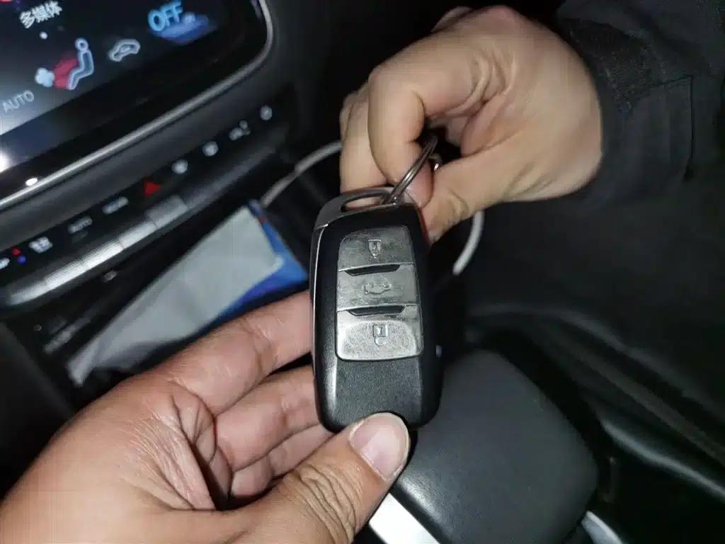 Changan Oushang Kosei Pro 2021 1.5T Automatic Flagship 7-Seater — миниатюра 12