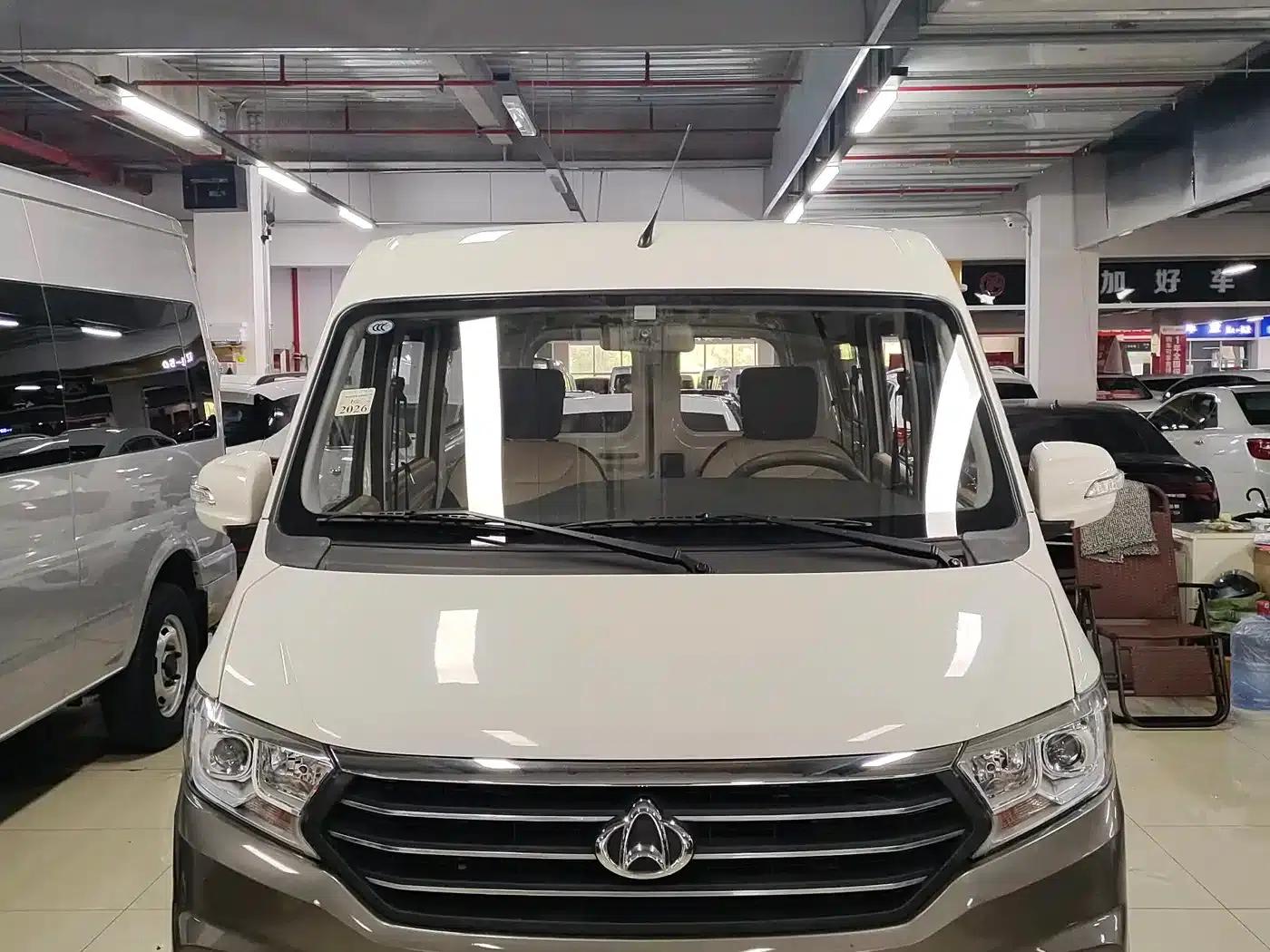 Crossstar V5 2022 1.5L Luxury 5-7 Seat Bus JL473QH — миниатюра 1