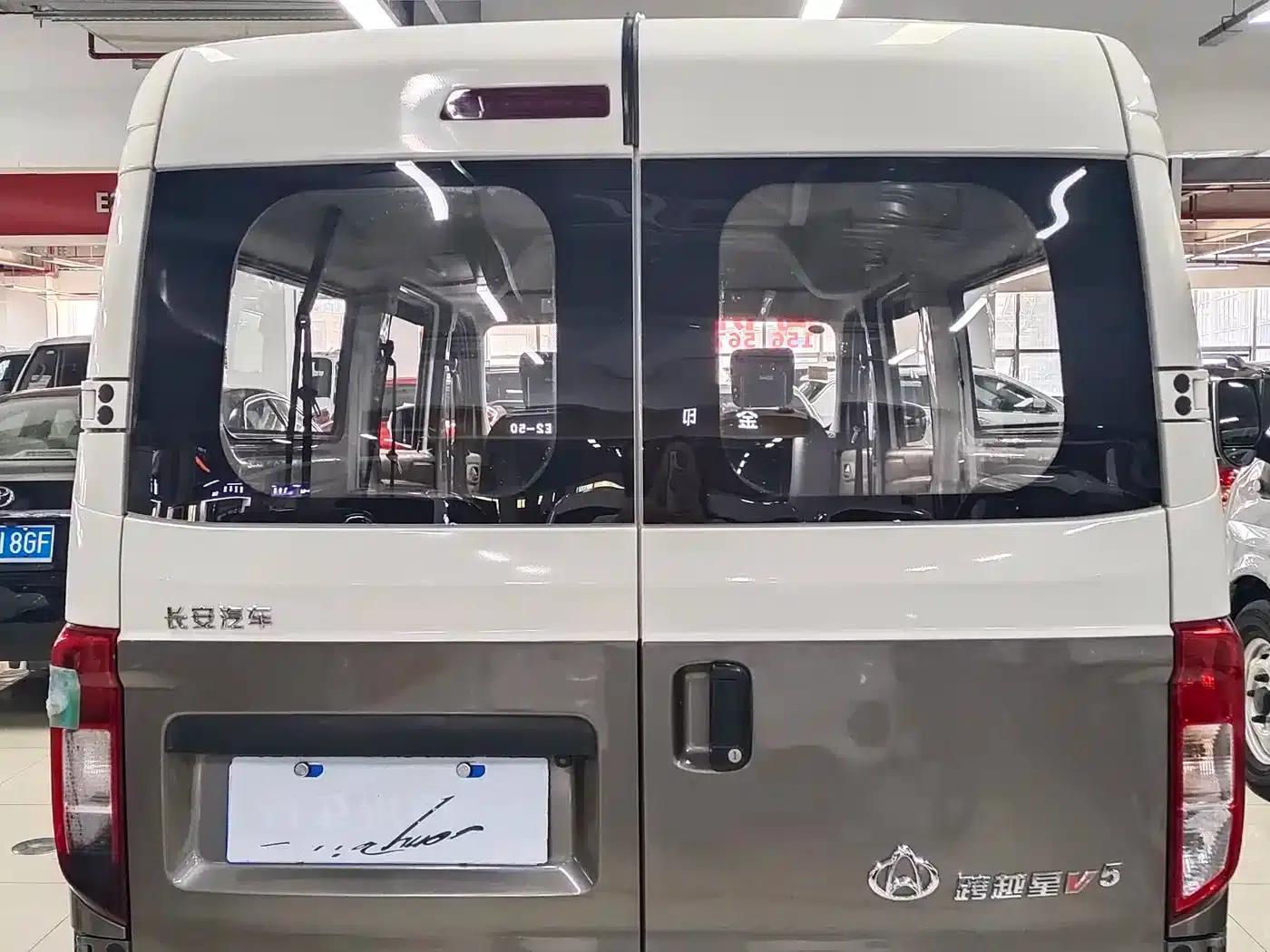 Crossstar V5 2022 1.5L Luxury 5-7 Seat Bus JL473QH — миниатюра 12
