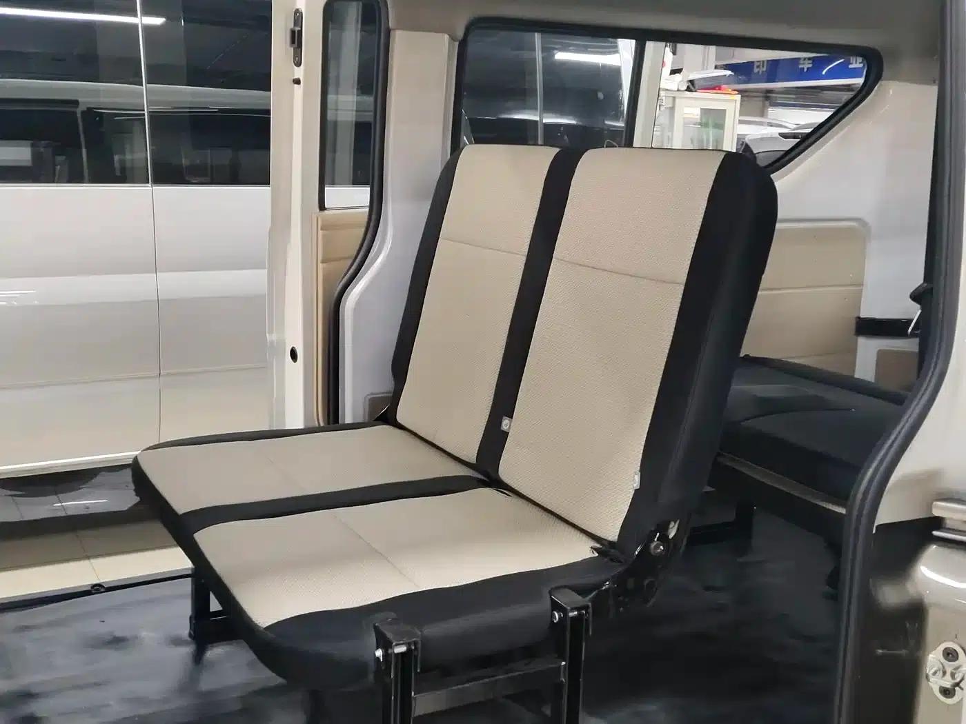 Crossstar V5 2022 1.5L Luxury 5-7 Seat Bus JL473QH — миниатюра 8
