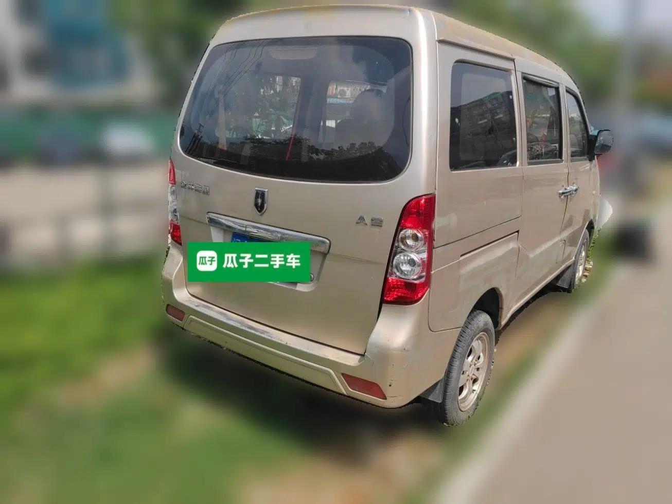 Jinbei Starfish A9 2011 1.0L Luxury Edition — миниатюра 6