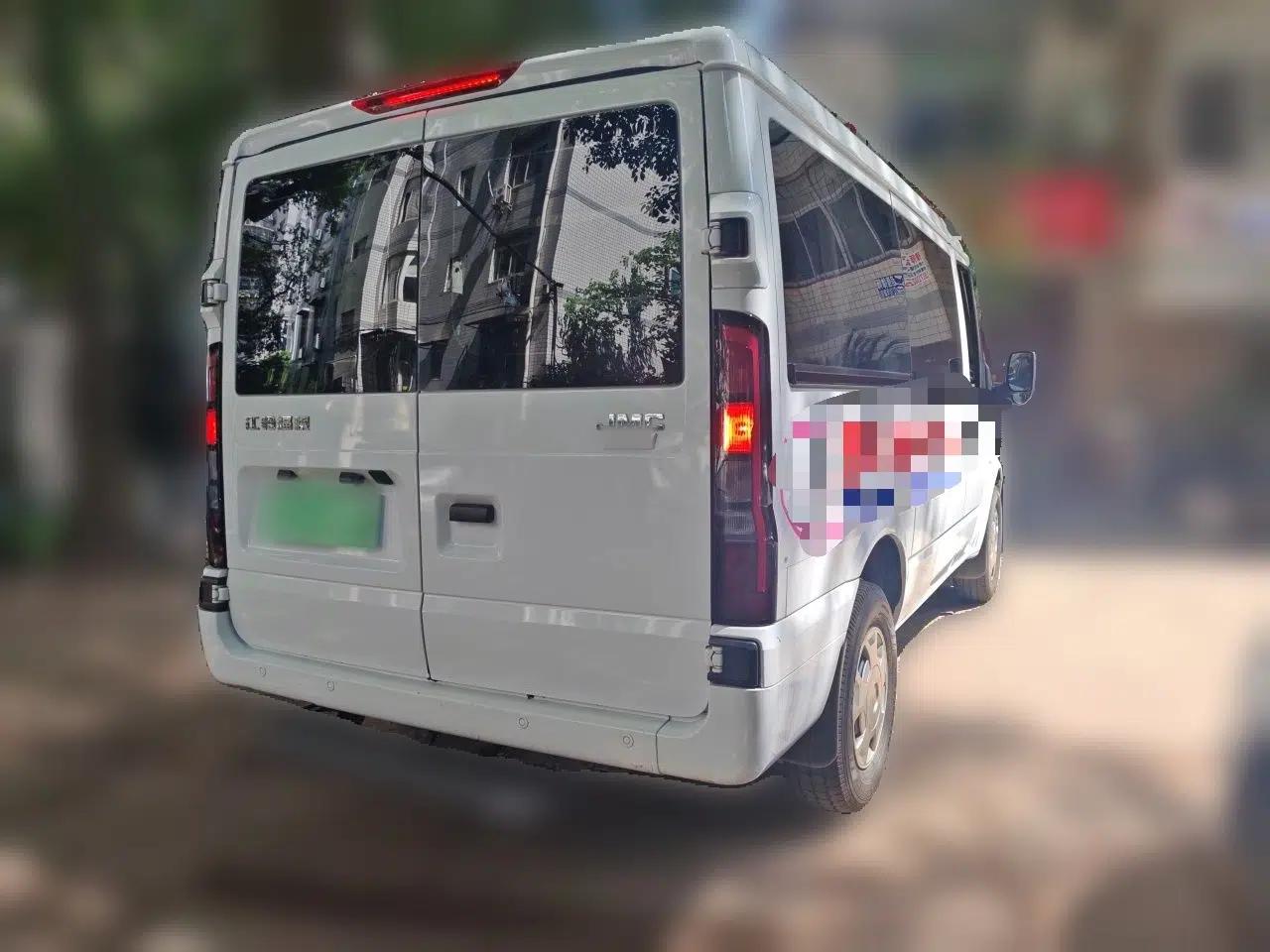 JMC Fushun 2024 2.0T Manual Diesel Short-Wheelbase Low-Roof Commercial Multi-Purpose Passenger Vehicle 5 Seats (Double-Swing Tailgate) — миниатюра 6