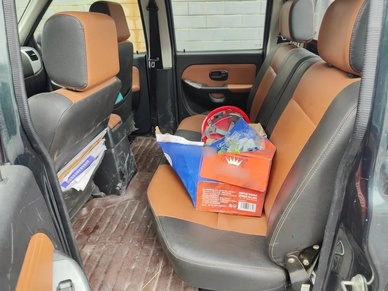 JMC Baodian 2018 2.9T New Value-Packed Two-Wheel-Drive Diesel Comfort Version with Extended Cargo Bed – JX4D30B5L — миниатюра 18