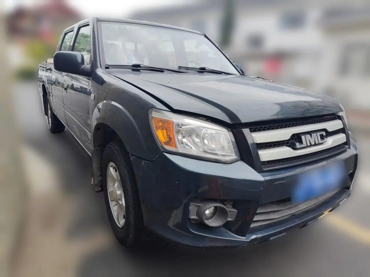 JMC Baodian 2018 2.9T New Value-Packed Two-Wheel-Drive Diesel Comfort Version with Extended Cargo Bed – JX4D30B5L — миниатюра 3