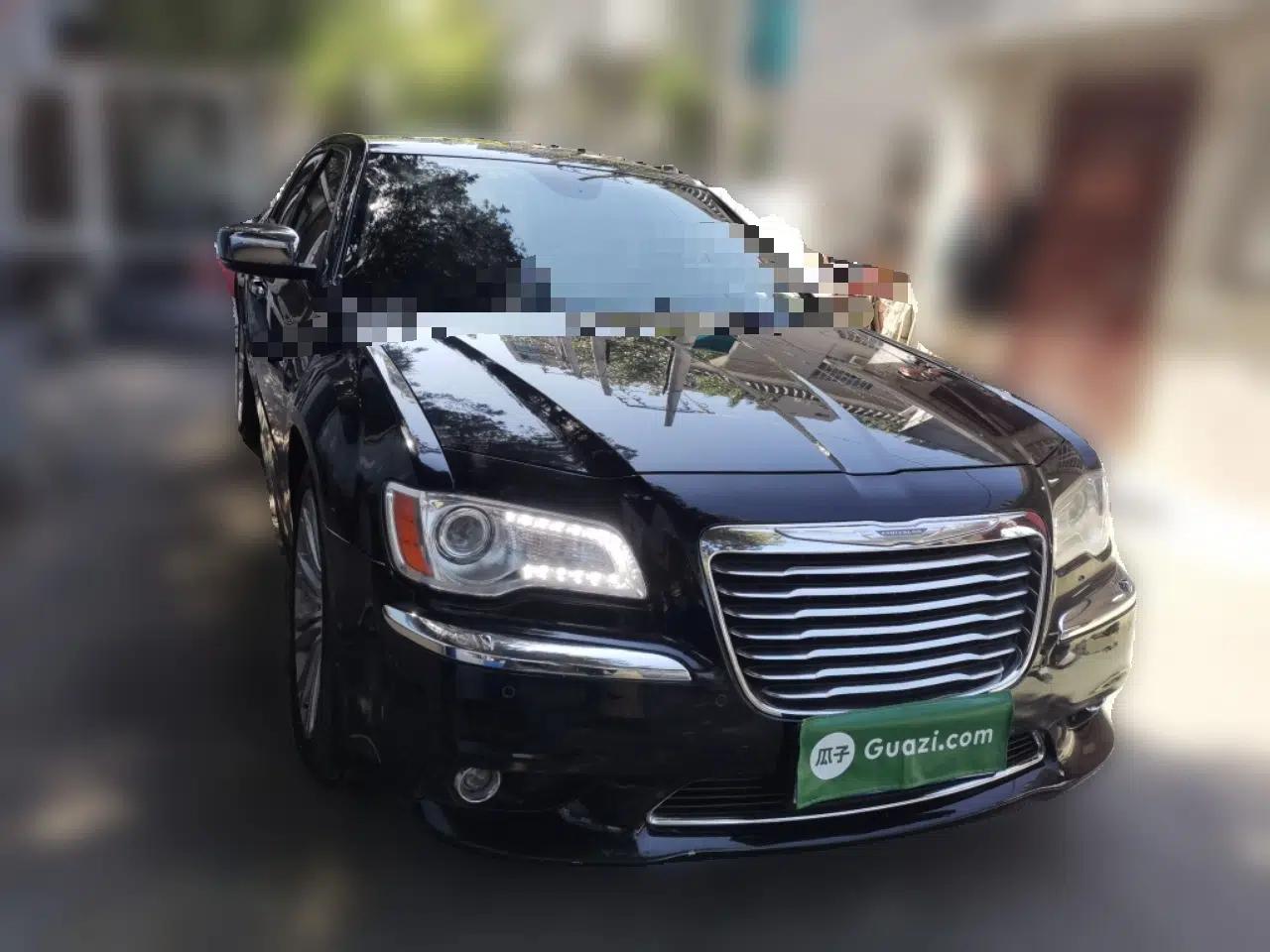 Chrysler 300C 2013 3.6L Luxury Edition — миниатюра 3