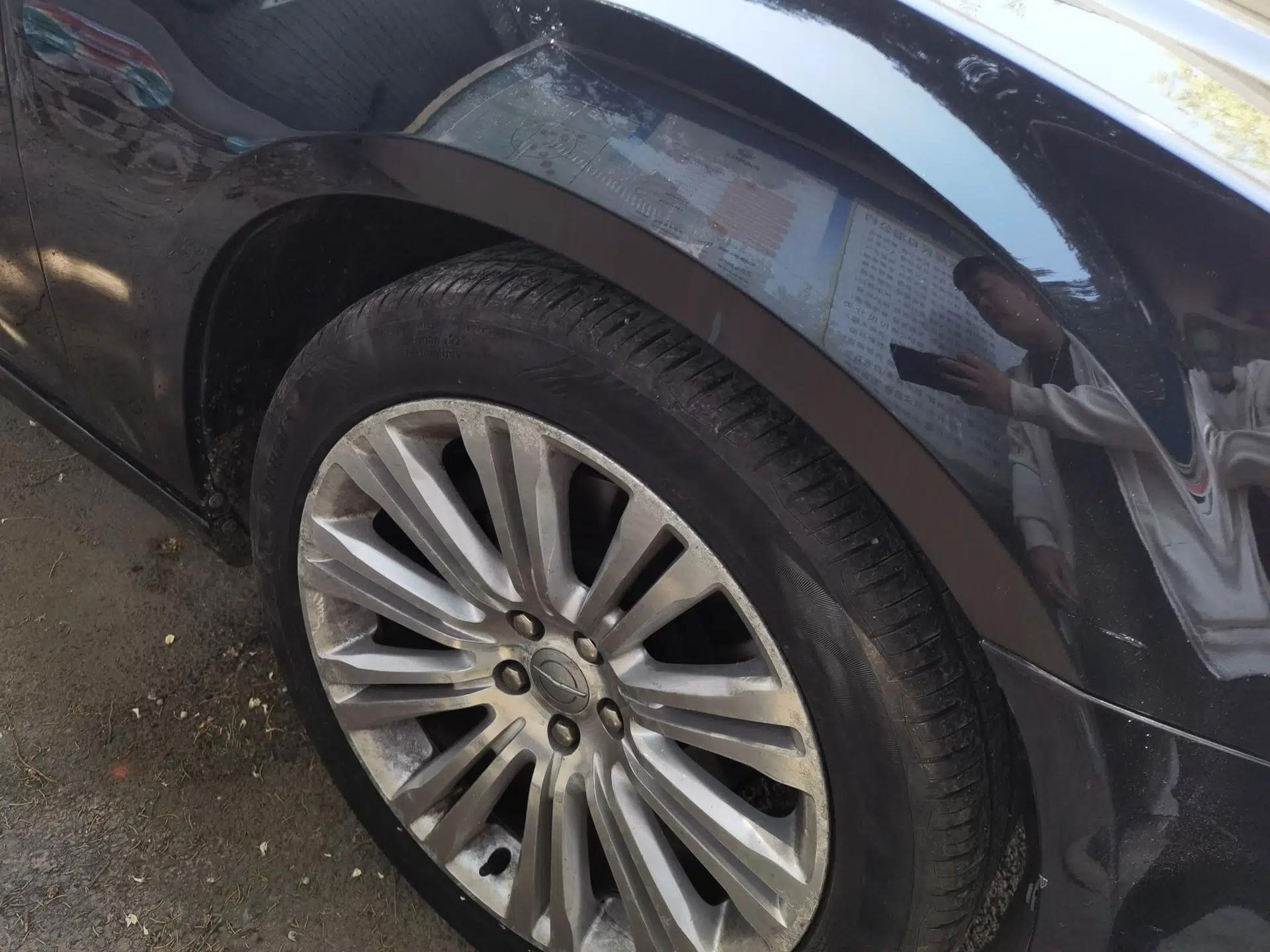 Chrysler 300C 2013 3.6L Luxury Edition — миниатюра 8