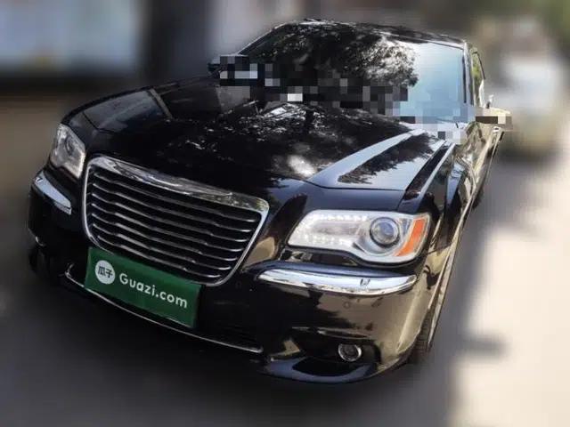 Chrysler 300C 2013 3.6L Luxury Edition