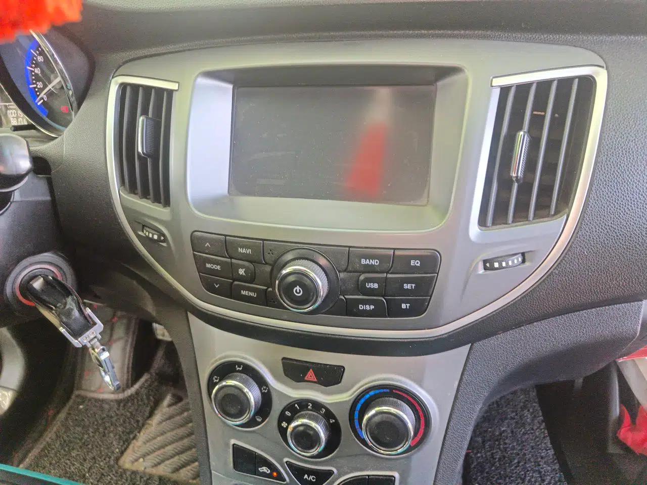 Cowin C3 2015 1.5L Manual Gold Diamond Edition — миниатюра 14