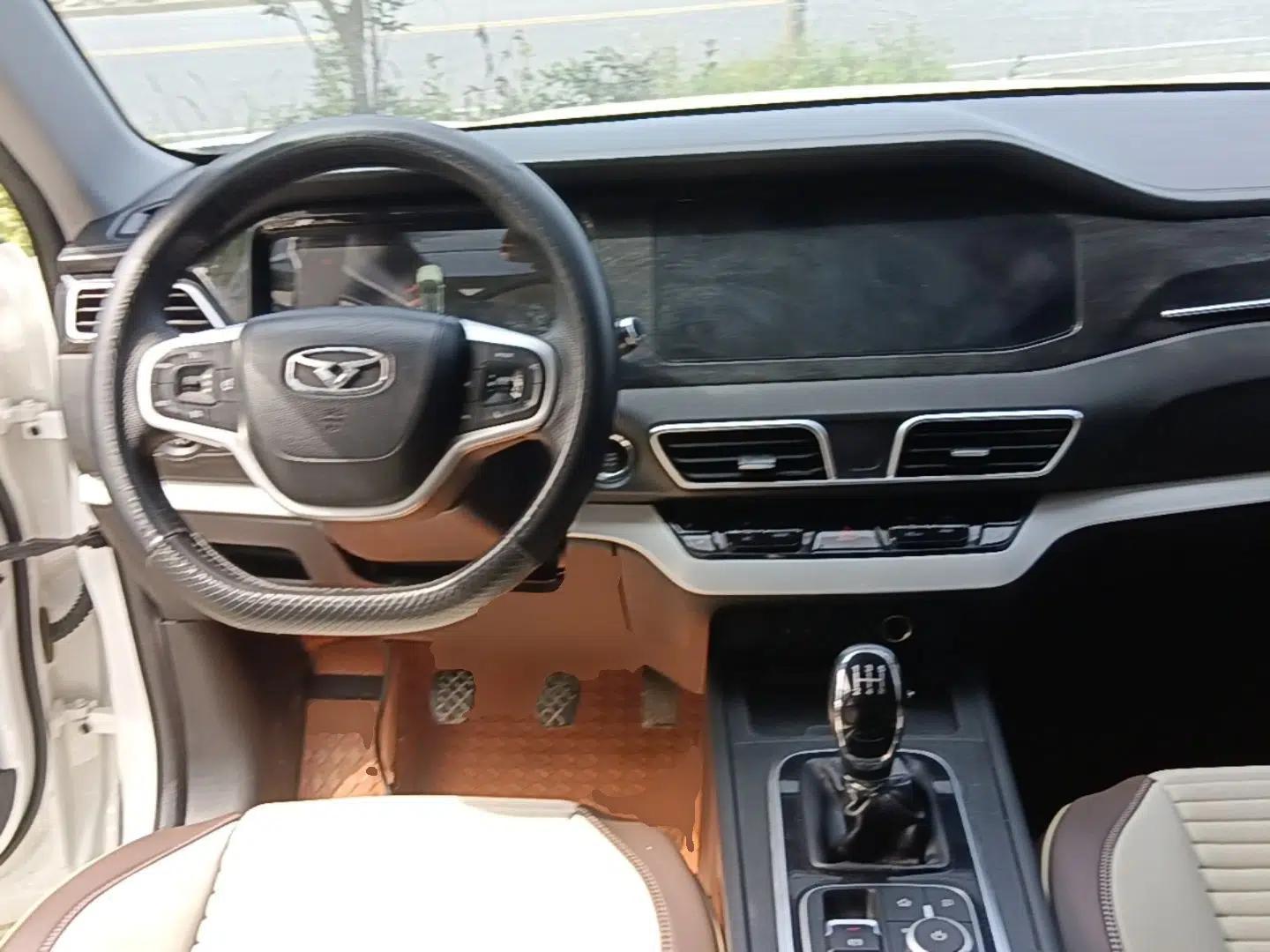 Cowin Xuanjie 2020 1.5L Manual Trendy — миниатюра 12