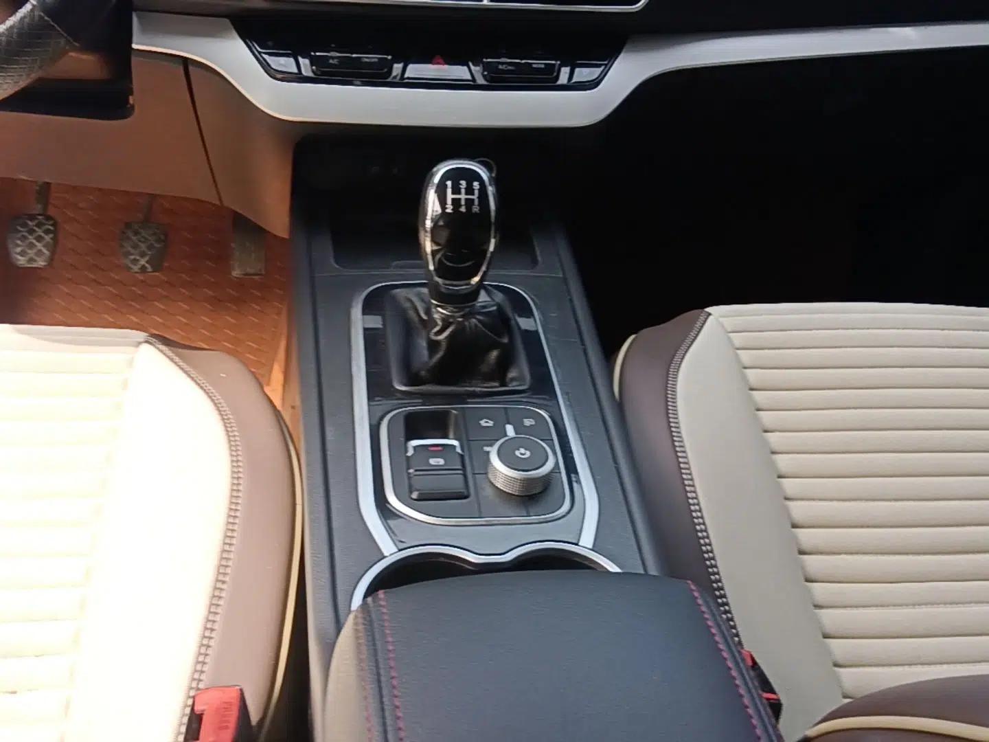 Cowin Xuanjie 2020 1.5L Manual Trendy — миниатюра 16