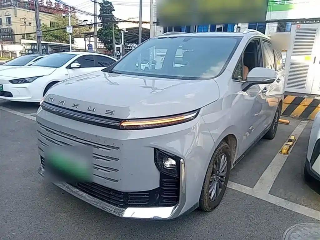 Maxus G50 Plug-in Hybrid 2025 Navigator Edition — миниатюра 1