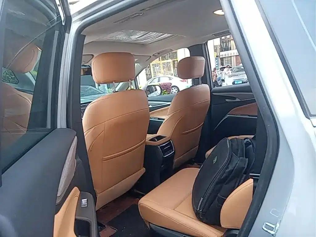 Maxus G50 Plug-in Hybrid 2025 Navigator Edition — миниатюра 17