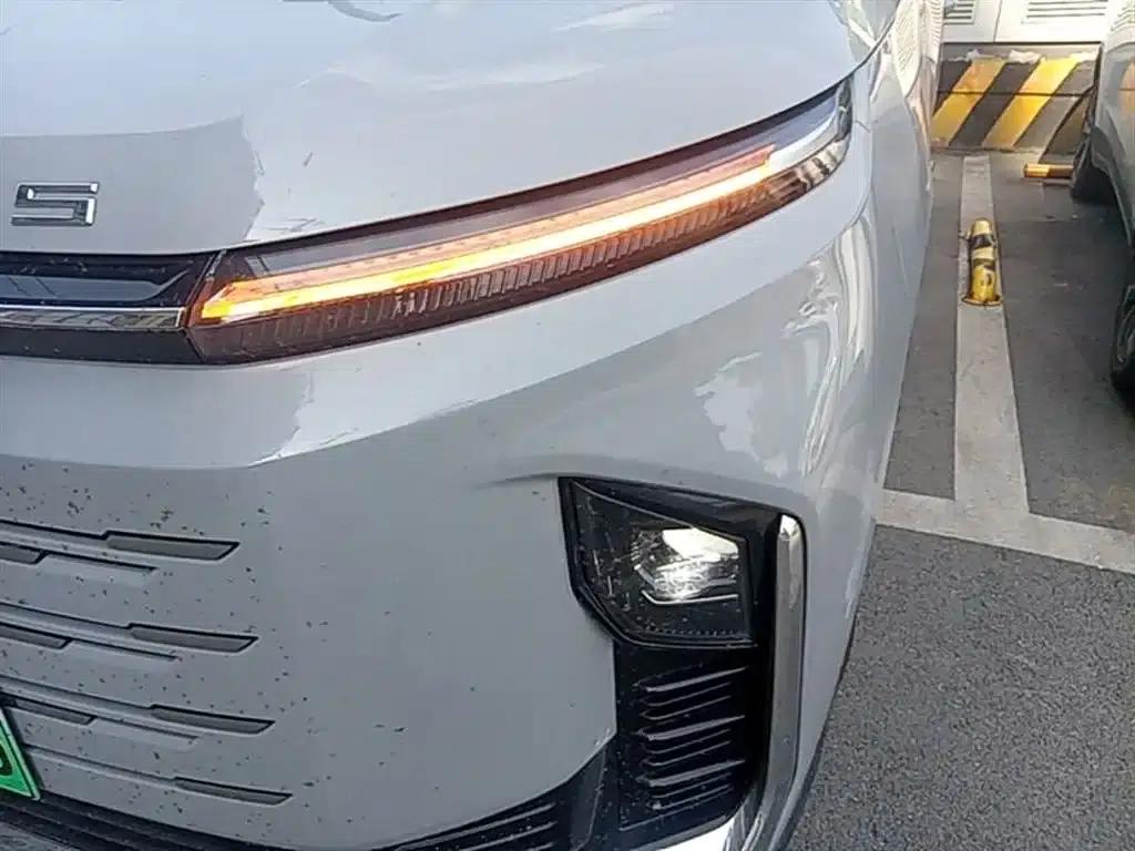 Maxus G50 Plug-in Hybrid 2025 Navigator Edition — миниатюра 24