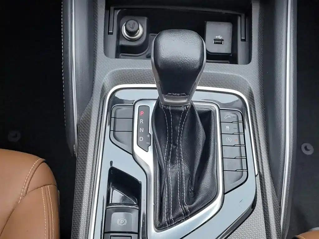 SAIC MAXUS D90 2017 2.0T Automatic 4WD Sirius — миниатюра 15