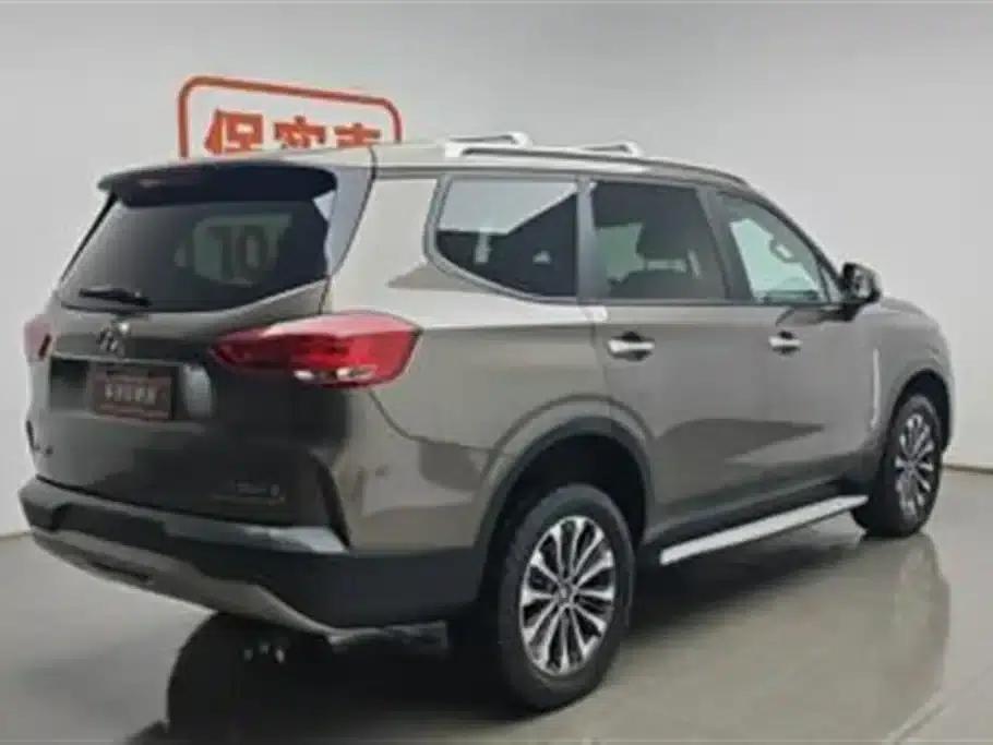 SAIC MAXUS D90 2017 2.0T Automatic 4WD Sirius — миниатюра 4