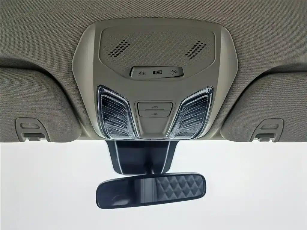 SAIC MAXUS D90 2017 2.0T Automatic 4WD Sirius — миниатюра 7