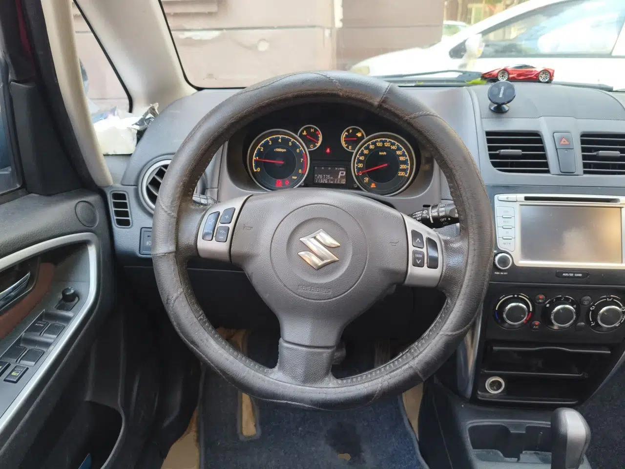 Suzuki SX4 2013 Koleos 1.6L Automatic Sport Model — миниатюра 11