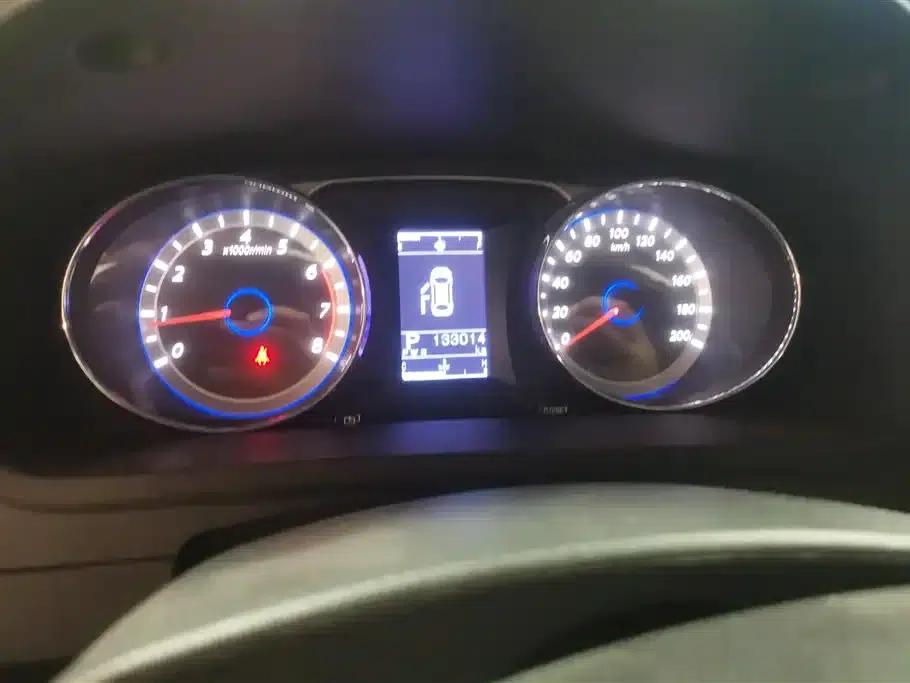 Fengxing CM7 2016 2.0T Automatic Flagship Edition — миниатюра 14