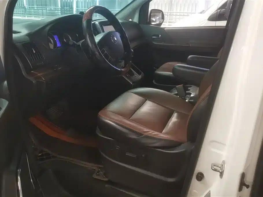Fengxing CM7 2016 2.0T Automatic Flagship Edition — миниатюра 9