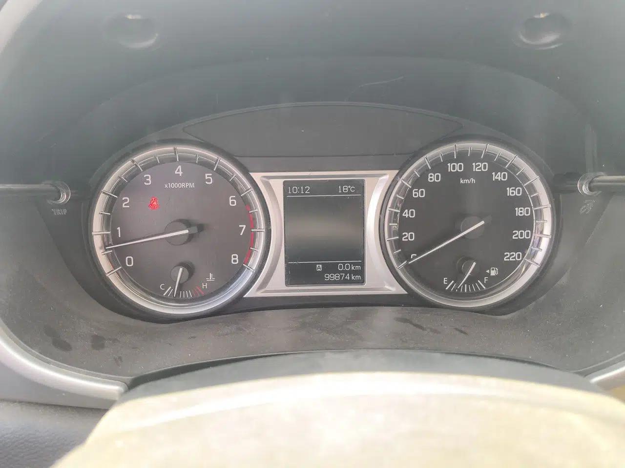 Suzuki Vitara 2016 1.6L Manual Two-Wheel Drive Entry-Level Trim — миниатюра 12