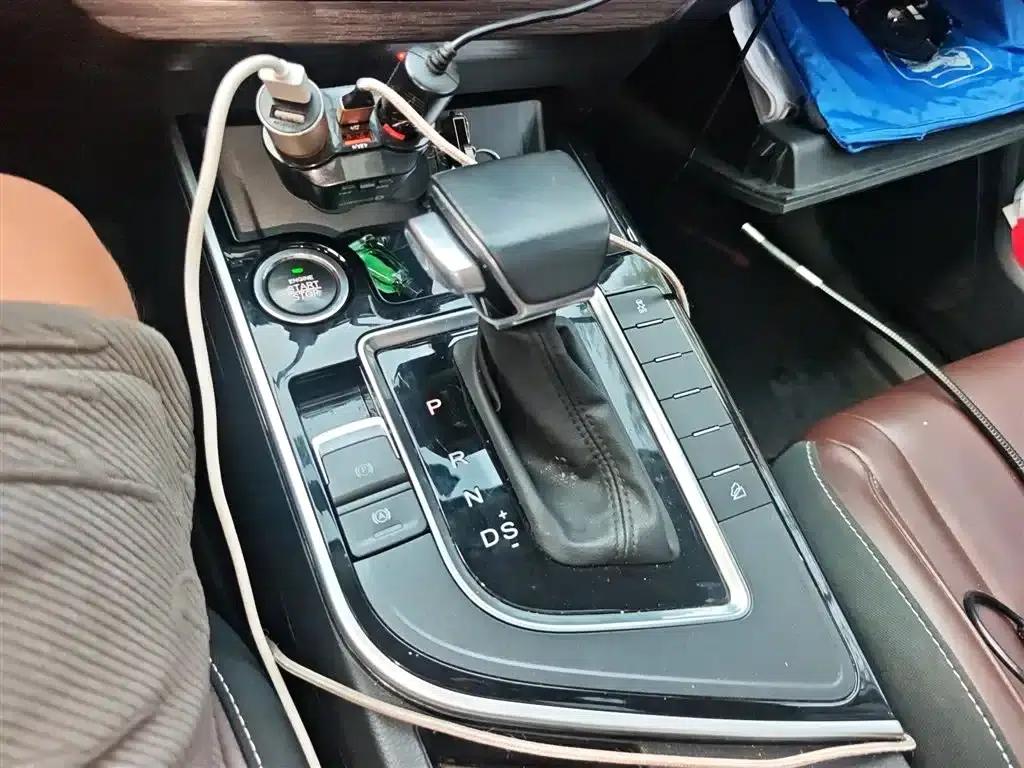 Fengxing T5L 2020 Facelift 1.5T Automatic Luxury 7-Seater — миниатюра 11