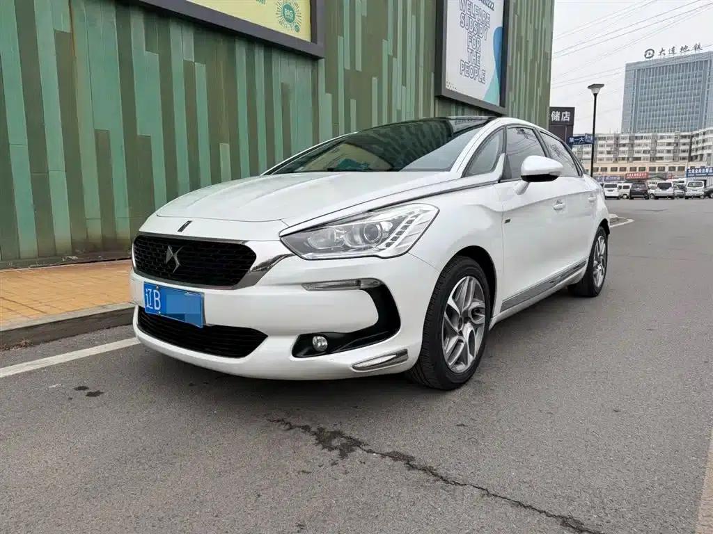 DS 5 2014 1.6T Elegant Edition THP160 — миниатюра 1
