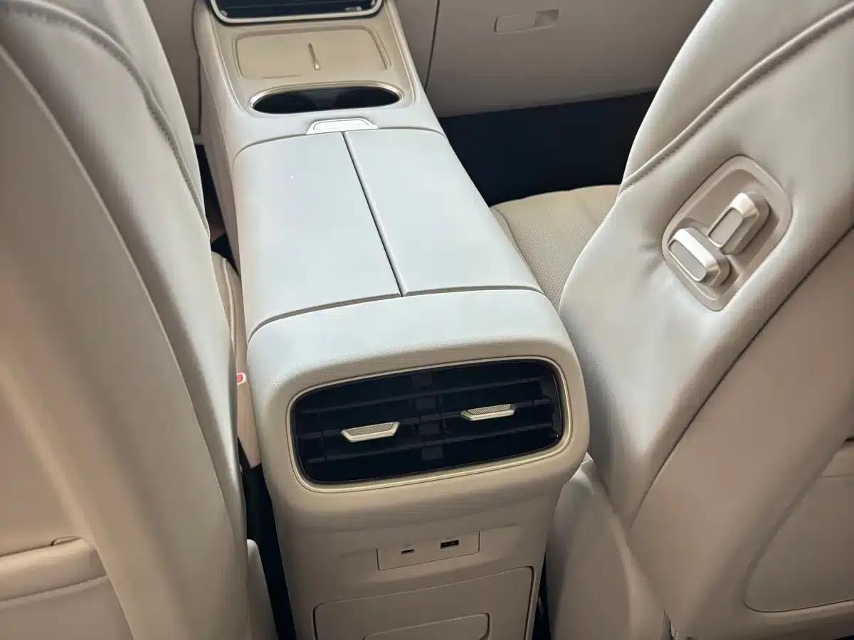 Dongfeng Fengshen L8 2025 Model 185KM Dream Edition — миниатюра 13