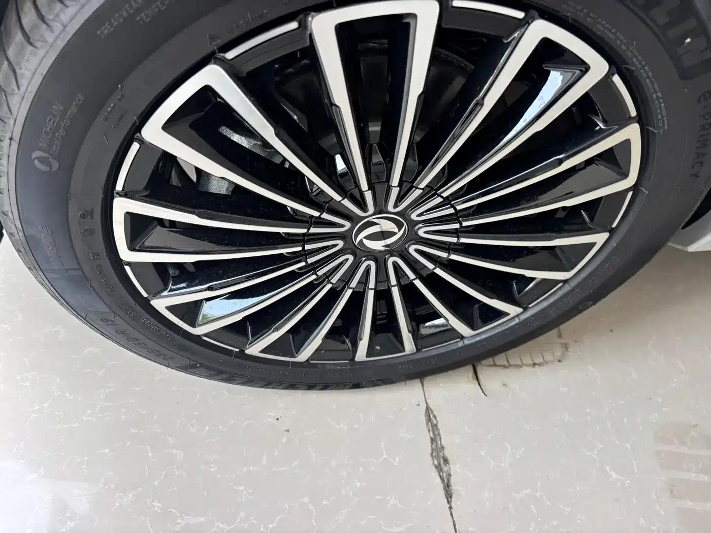 Dongfeng Fengshen L8 2025 Model 185KM Dream Edition — миниатюра 3