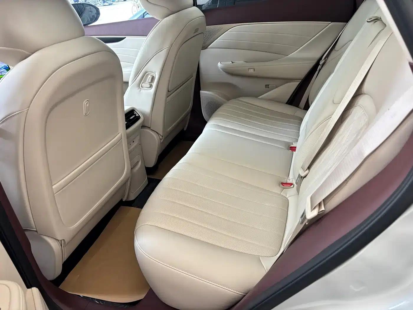 Dongfeng Fengshen L8 2025 Model 185KM Dream Edition — миниатюра 7