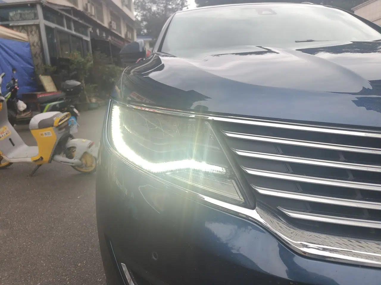 Lincoln MKX 2017 2.7T Four-Wheel Drive Prestige Edition — миниатюра 7