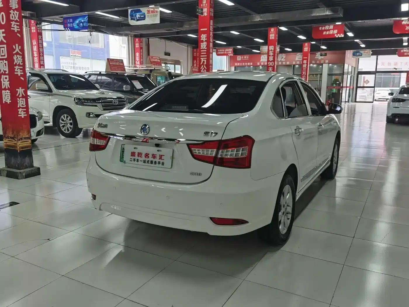Junfeng E17 2018 Standard Edition — миниатюра 4
