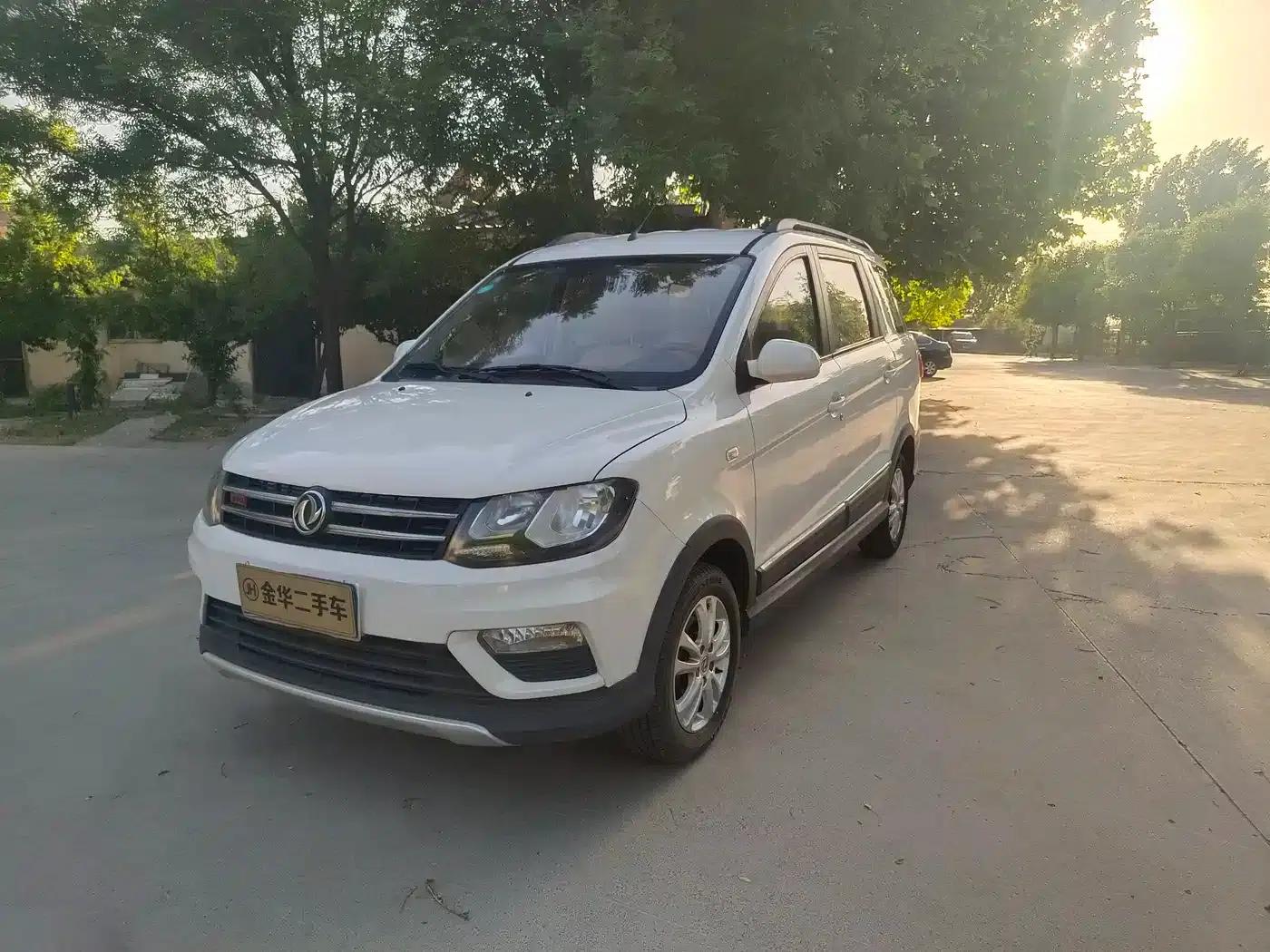 Fengguang 370 2016 Model 1.5L Manual Standard II 7-Seater — миниатюра 1