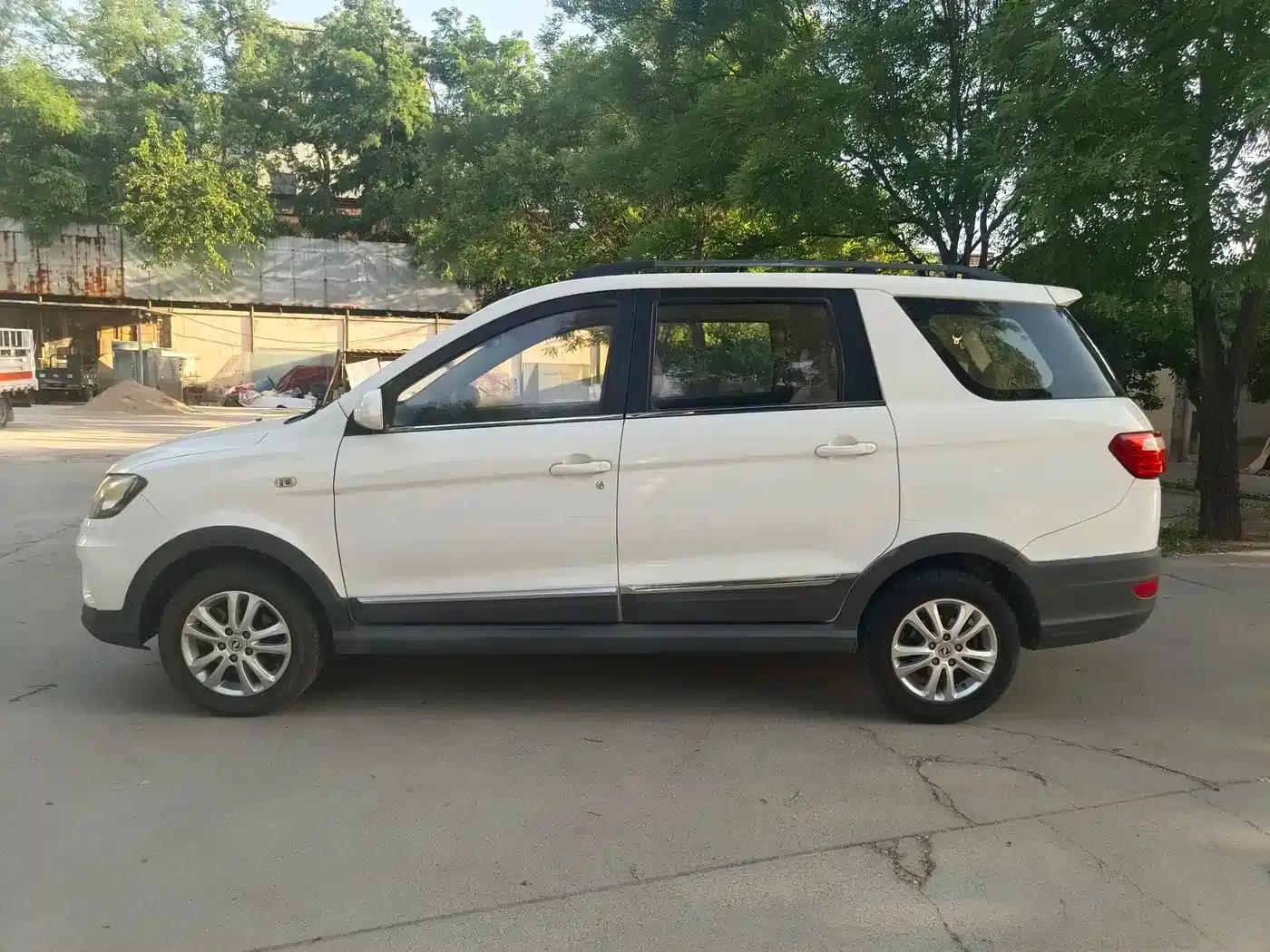 Fengguang 370 2016 Model 1.5L Manual Standard II 7-Seater — миниатюра 3