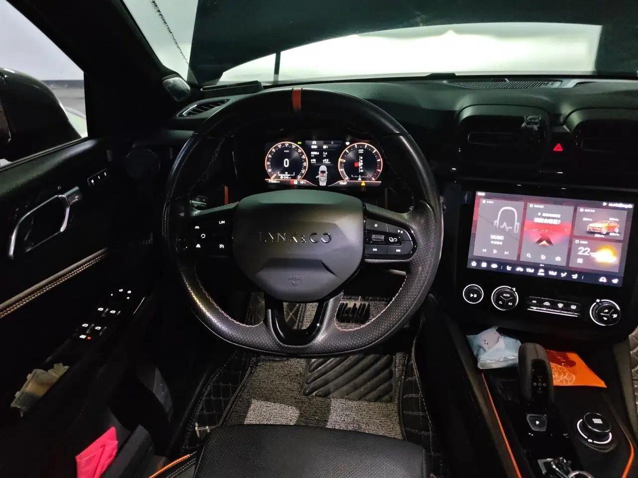 Lynk & Co 02 Hatchback 2021 2.0TD Halo — миниатюра 11
