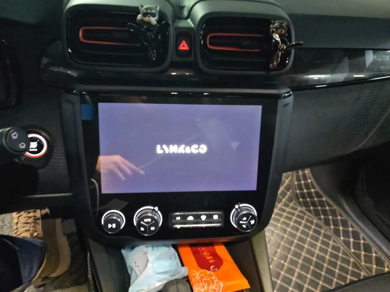 Lynk & Co 02 Hatchback 2021 2.0TD Halo — миниатюра 14