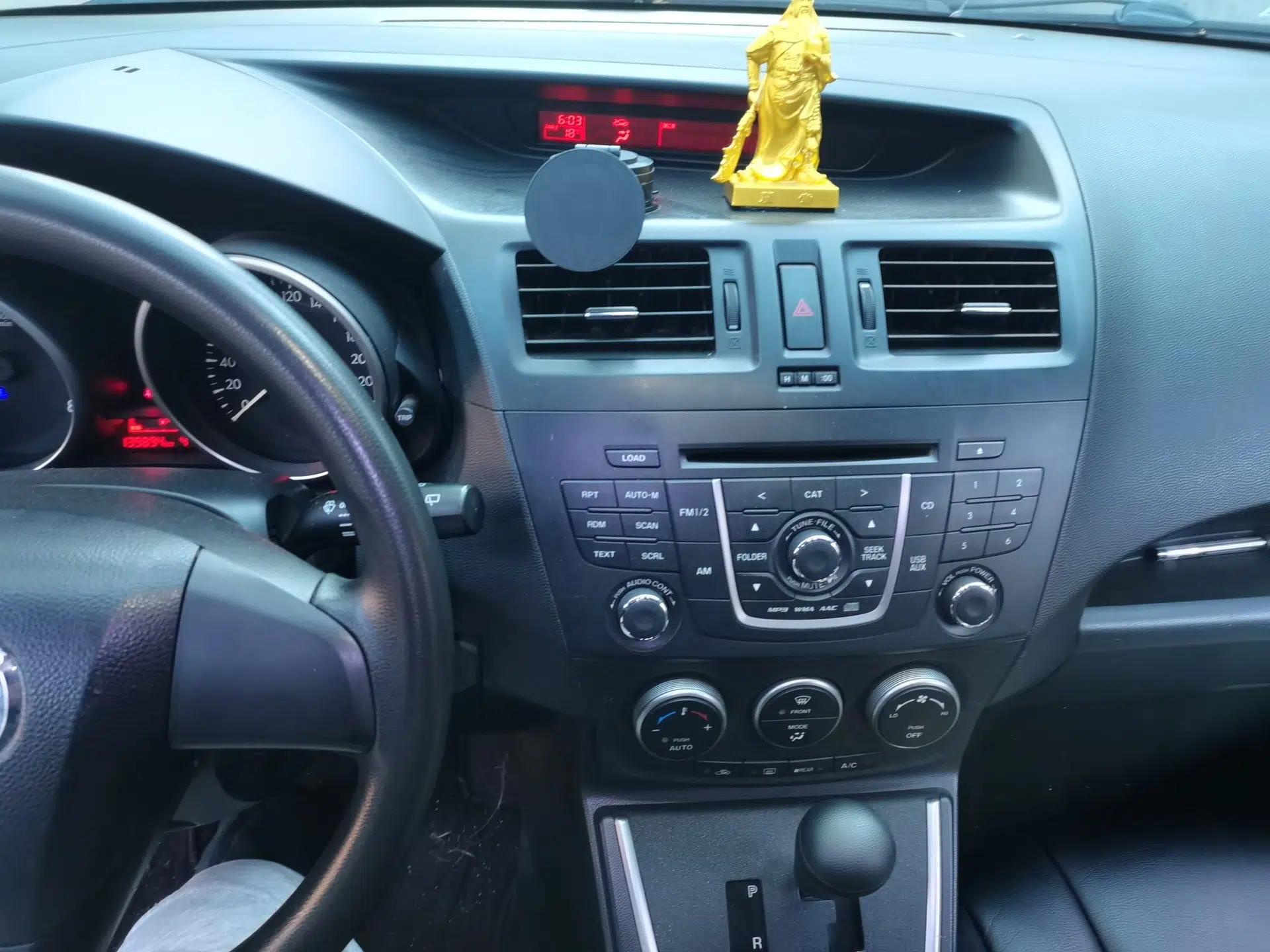 Mazda 5 2013 2.0L Automatic Comfort Edition — миниатюра 14
