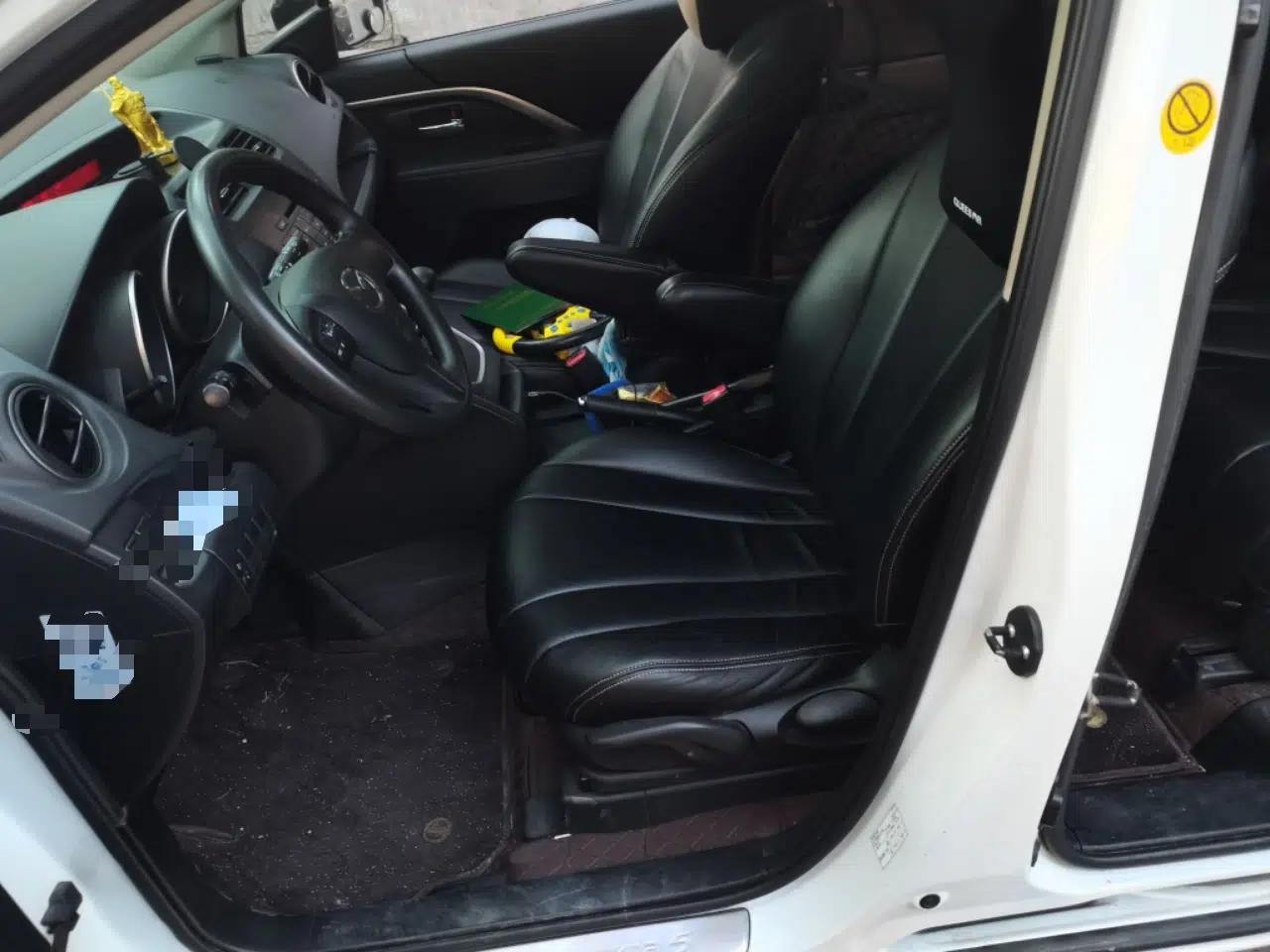 Mazda 5 2013 2.0L Automatic Comfort Edition — миниатюра 16