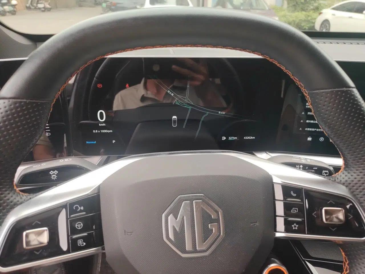 MG ONE 2022 α-Smart Sports Series 1.5T Standard Edition — миниатюра 12
