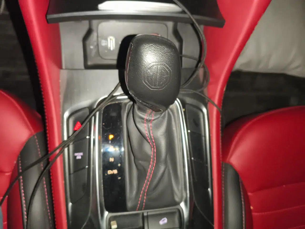 MG HS 2019 20T Automatic Two-Wheel Drive Luxury Edition China VI Standard — миниатюра 15