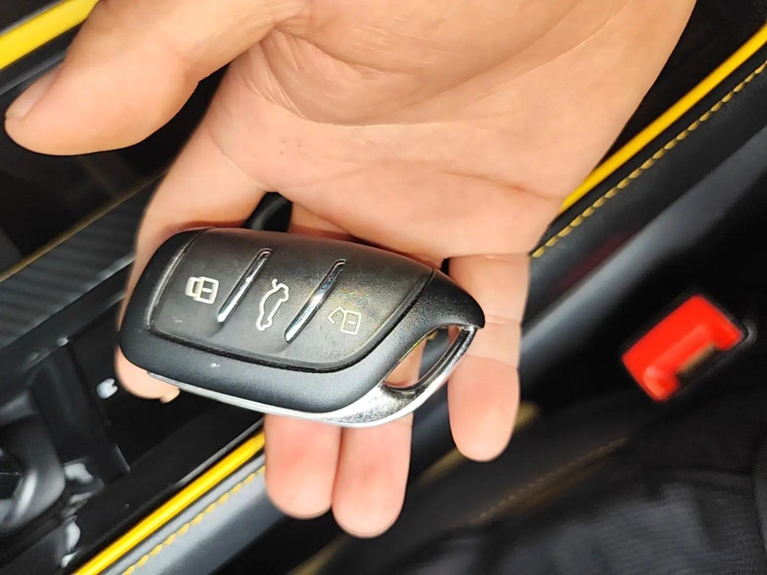 MG 6 New Energy 2020 1.5T Hybrid Trophy Flagship Edition — миниатюра 12