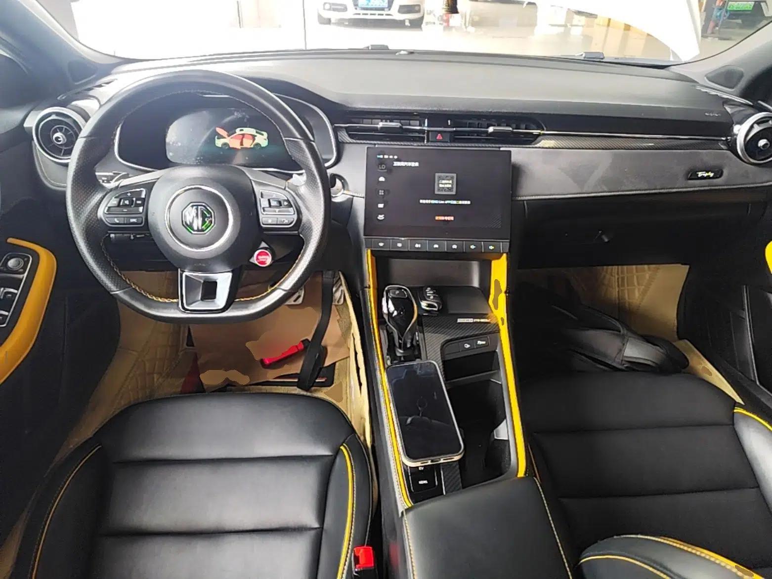 MG 6 New Energy 2020 1.5T Hybrid Trophy Flagship Edition — миниатюра 13
