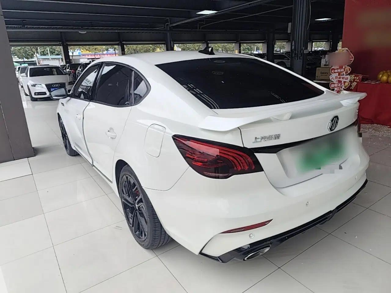 MG 6 New Energy 2020 1.5T Hybrid Trophy Flagship Edition — миниатюра 4