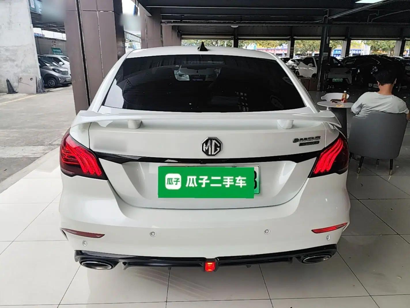 MG 6 New Energy 2020 1.5T Hybrid Trophy Flagship Edition — миниатюра 5